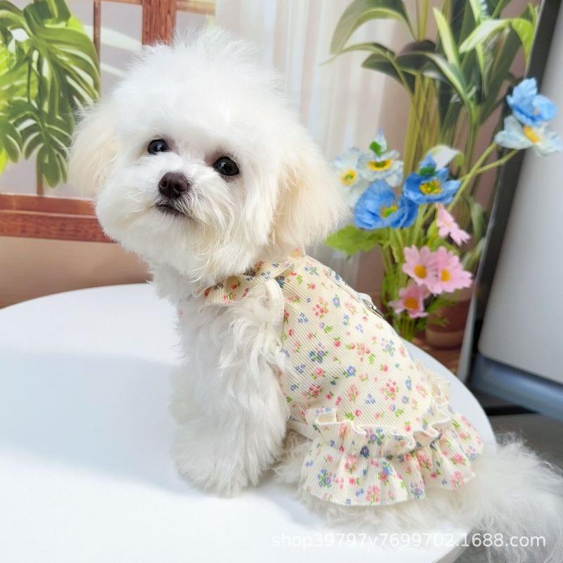Dog Cat Clothes Pet Clothing Spring and Summer Floral Skirt Fresh and Cute Princess Skirt Thinner Than Bear Breathable