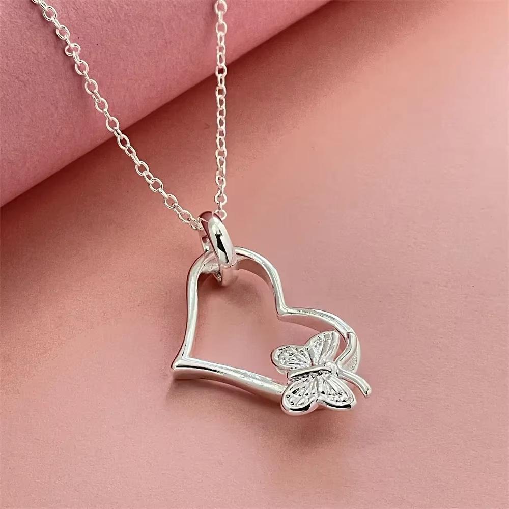 Love Butterfly Pendant Necklace, Ladies Couple Simple Luxury Banquet Wedding Birthday Jewelry Gift