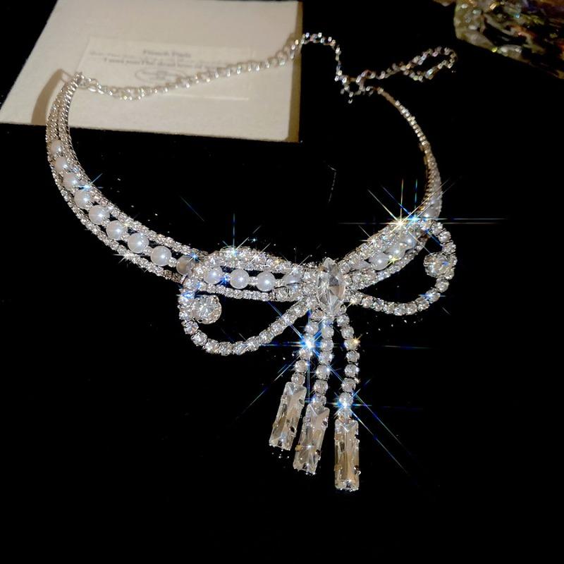 Diamond Bow Tassel Pearl Necklace Earrings Personalized Fashion Niche Jewelry Set Light Luxury High-end Jewelry