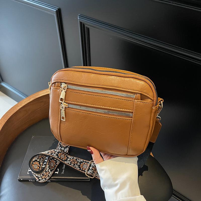 

Новая сумка из ПУ в тон, женская, регулируемый плечевой ремень, сумка-мессенджер, многофункциональная сумка на молнии коричневый