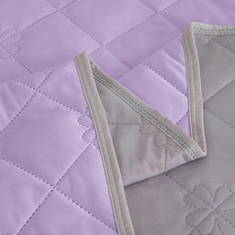Cooling Summer Quilt: Soft & Thin Fabric, Perfect for Summer Naps, Beach Trips, and Keeping Cool in Air - Conditioned Rooms