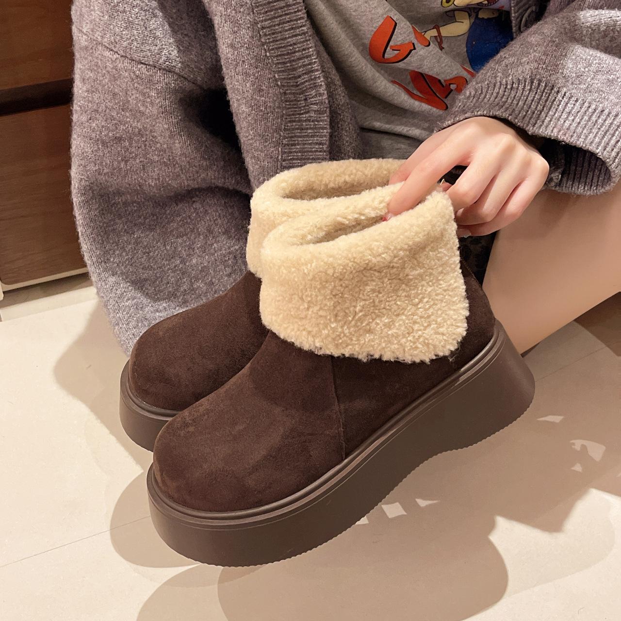 

Зимние женские ботинки на толстой подошве с увеличением высоты, новинка 2025 года, плюшевые теплые пушистые короткие ботинки, модные уродливые и милые хлопковые ботинки с большой головой 40 темно-коричневого