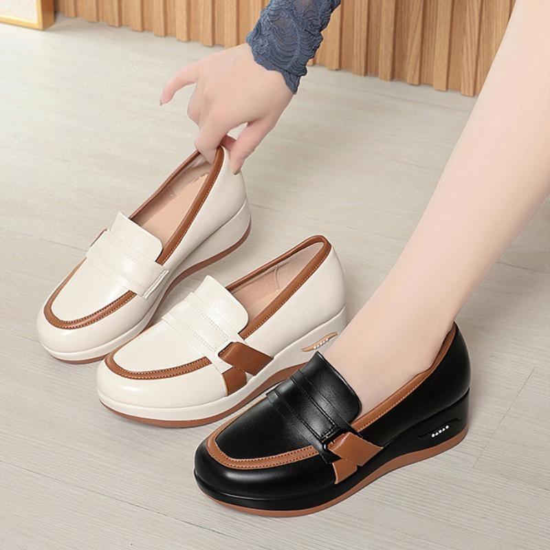 Frühling und Sommer rutschfester Keilabsatz Leichte und bequeme Mutterschuhe Freizeitschuhe aus Leder Arbeitsschuhe