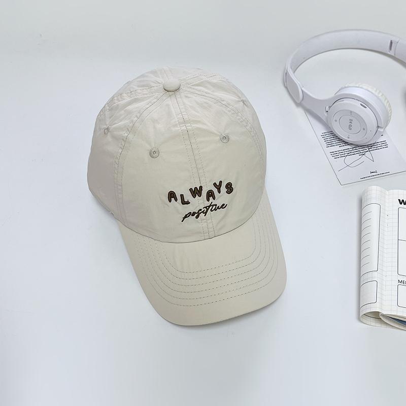 Spring and summer sunshade breathable sun hat, children's embroidered letter baseball cap, quick drying waterproof duckbill cap