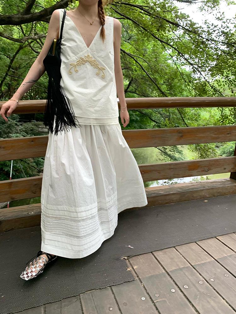 Beaded Organza Patchwork Sleeveless Top & Lace Midi Skirt - Spring/Summer Collection