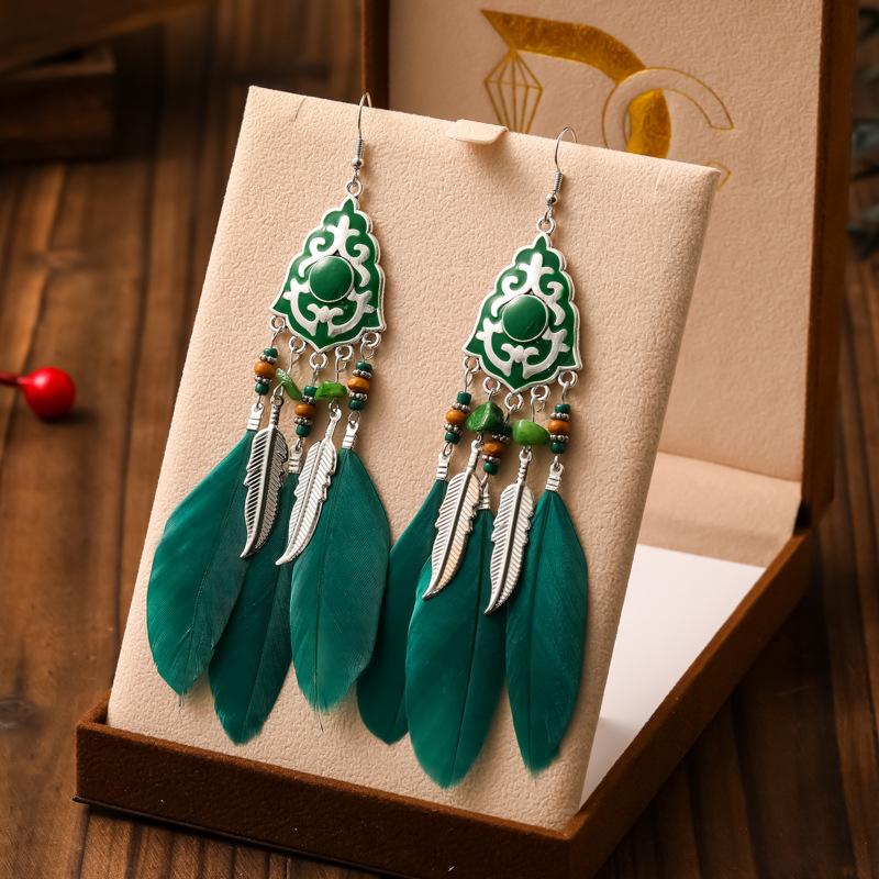 Fashion Long Bohemian Enamel Feather Earrings for Women Vintage Metal Leaf Irregular Stone Dangle Tassel Earring Ethnic Jewelry зелёный