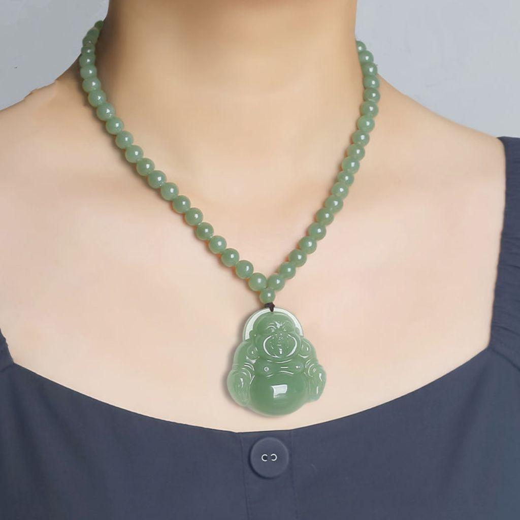 Vynikající náhrdelník z Hetian Jade Maitreya Buddha - Dámský amulet z bílého nefritu s figurkou smějícího se Buddhy.