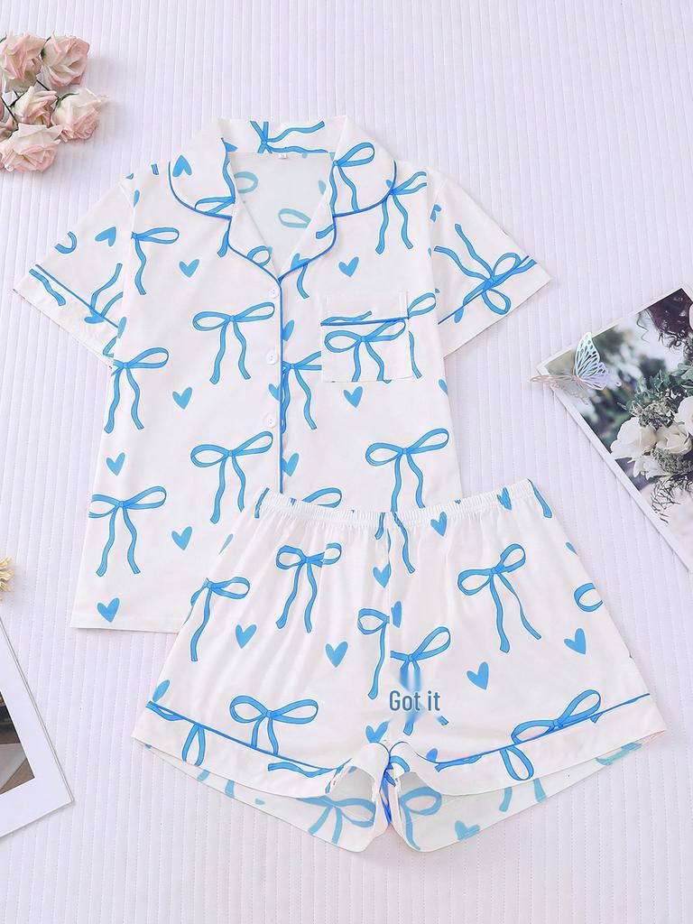 Set Pigiama con Stampa Fiocco e Revers: Completo Estivo a Maniche Corte e Pantaloncini Larghi da Donna
