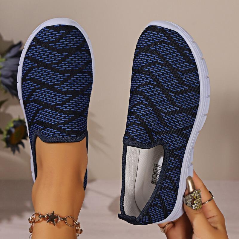 Women‘s Shoes Summer Solid Color Casual Slip-On Flat Breathable Lightweight Large Size Woven.