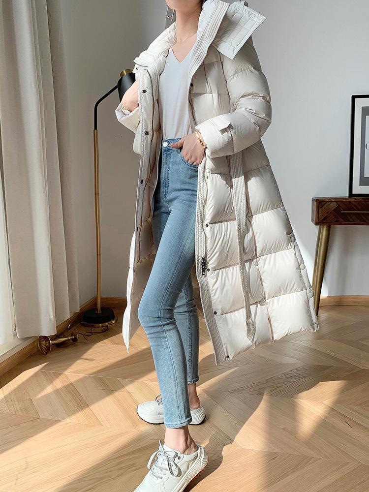 Women's Luxurious Slimming Hooded White Duck Down Jacket with Fox Fur Trim