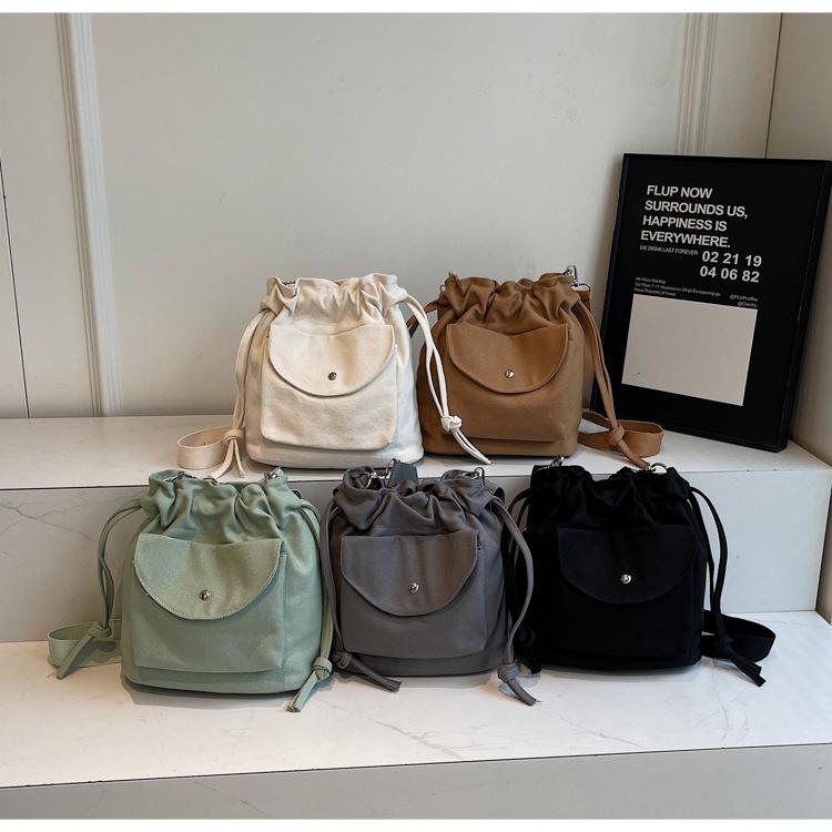 Modische vielseitige Schultertasche schlichtes Design Tasche Frühling und Sommer beliebt große Kapazität Umhängetasche