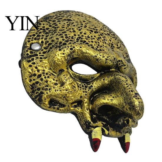 Comfortable Halloween Face Cushion Scary Vampire Skull Masque, Horror Half Retro Distressed Props Masque for Masquerade Party, Costume, Cosplay