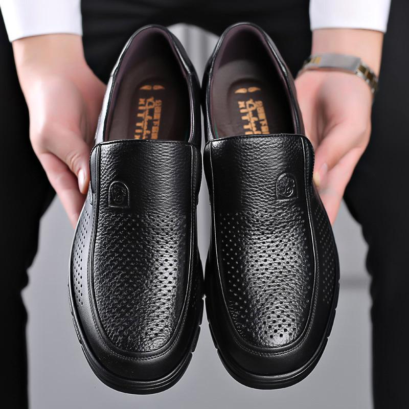 Leather Sandals Men'S Leather Soft Sole Hollow Hole Cool Leather Shoes Men'S Breathable Large Size In The Elderly Father Shoes