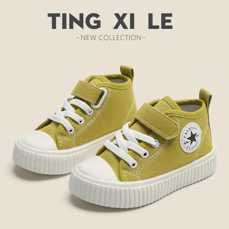 Children's canvas shoes high top 2025 spring and autumn new boys casual shoes non-slip girls board shoes soft sole baby shoes list