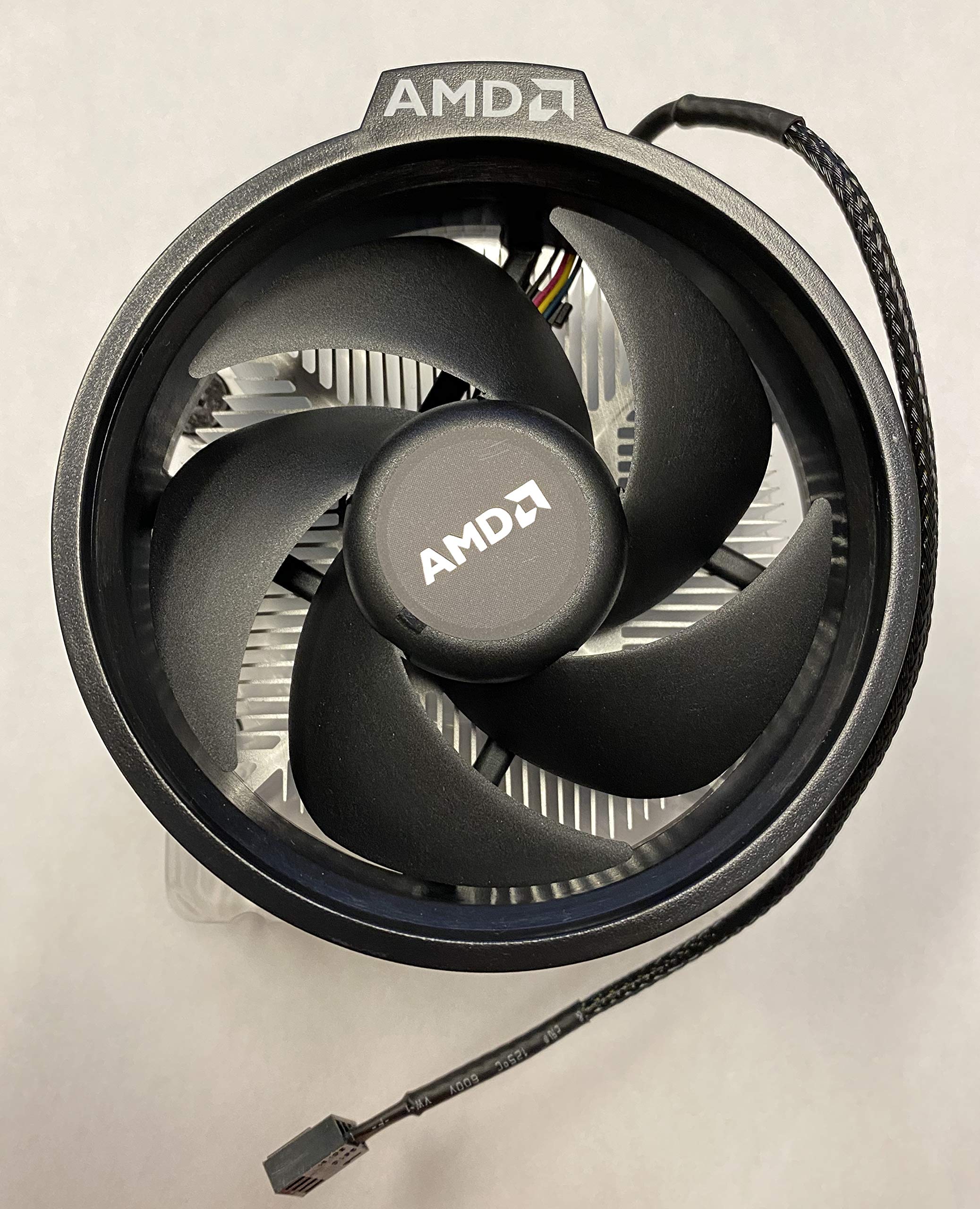 

AMD Wraith Spire Socket AM4 4-контактний роз єм кулера процесора з алюмінієвим радіатором, вентилятором та 3,81 дюйма