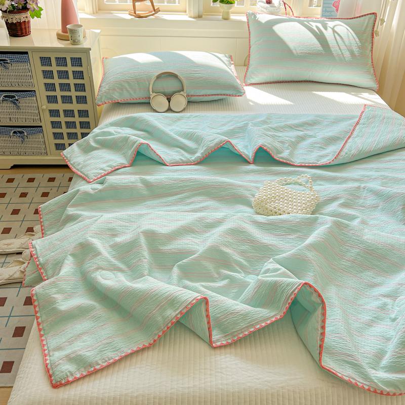 Sleeping grid wrinkled yarn double-layer yarn summer cool quilt