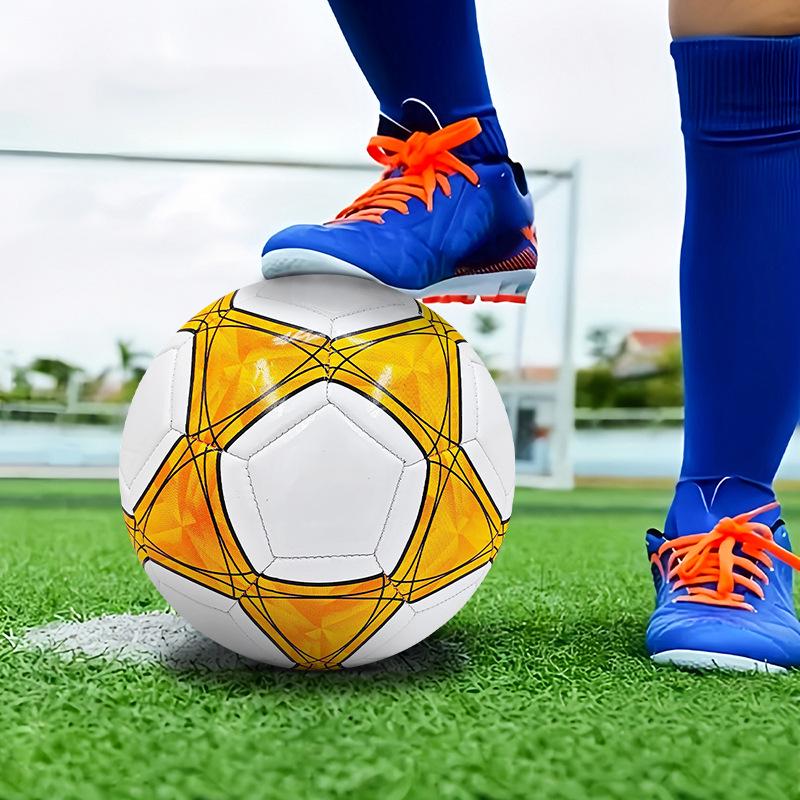 Size 5 PVC/PU Machine-Sewn Football for Adults and Students - Ideal for Competition and Training