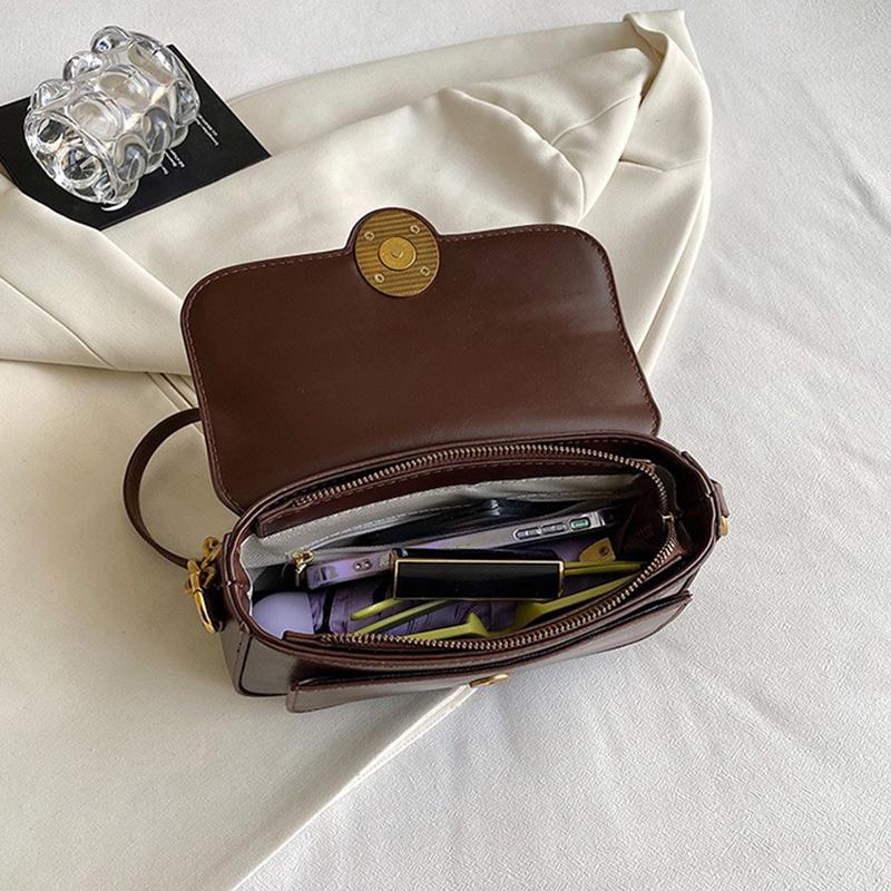 Нова невелика сумка під пахвами 2024 року, проста та модна сумка-багет, висококласна ретро-сумка через плече на одне плече