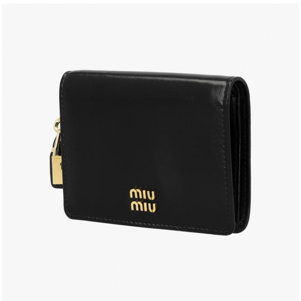 Miu Miu Matelass  Coin Wallet 5mv204 2iga F0002