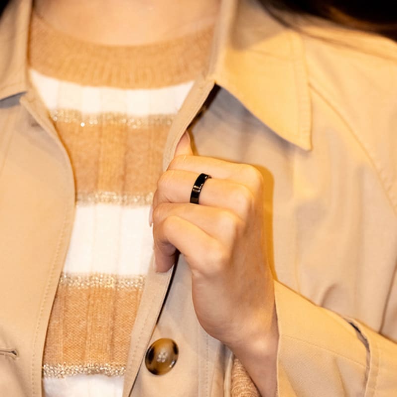 BE/GINS La Ligne Black Ceramic Band Ring