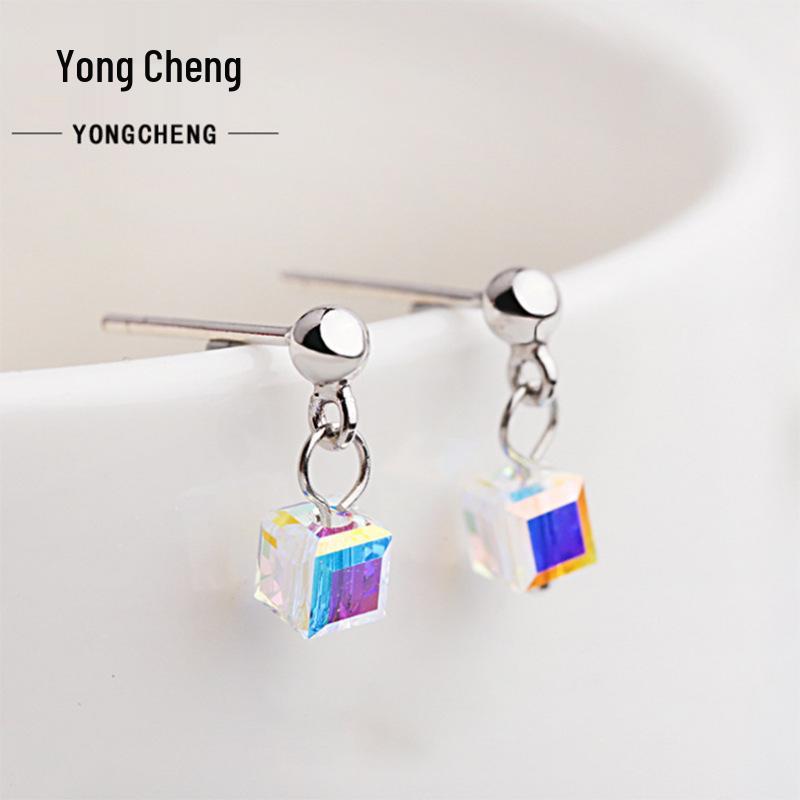 Qianjia S925 Sterling Silver Crystal Sugar Cube Earrings: Exquisitely Shiny Korean Versatile Style