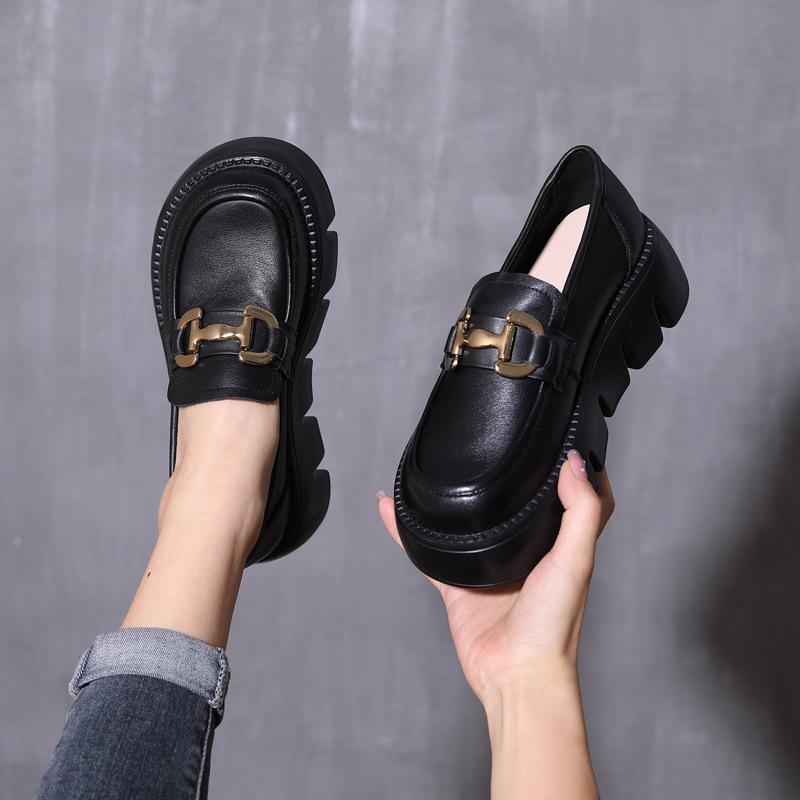 The First Layer of Cowhide Thick-soled Single Shoes for Women's 2025 Spring and Summer New Korean Version of One-pedal Loafers, Metal Buckle Small