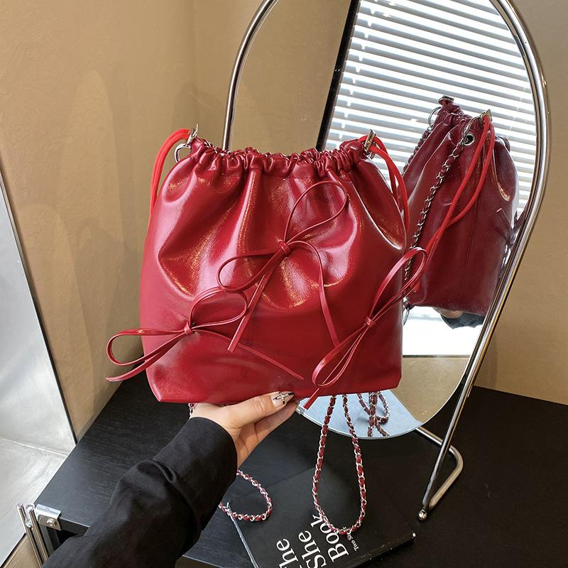 Popular Small Bag Women's 2025 New Summer Casual Fashion Shoulder Messenger Bag Simple Double Shoulder Bucket Bag