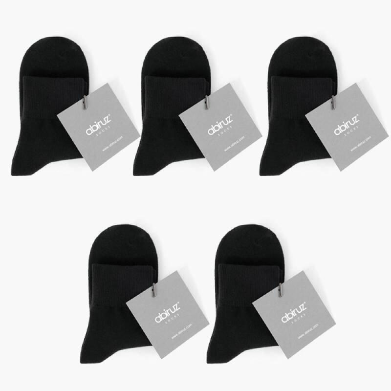 Black Women s Basic Socks 5-Piece Set