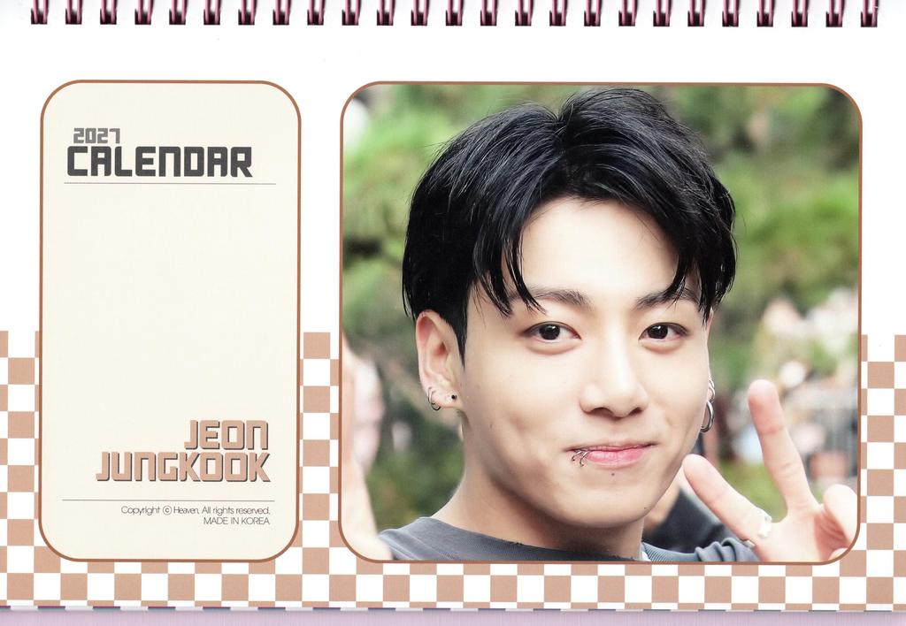 Jungkook Merchandise Desk Calendar Pink Desk Sticker Set (Photobook Calendar) 2026-2027 (2 Years) + K-POP