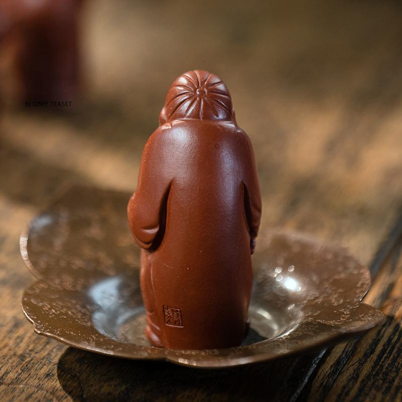 Yixing Purple Clay Tea Pet Handmade Sculpture Figure Statue Ornaments Desktop Decors Crafts Chinese Zisha Tea Set Decoration