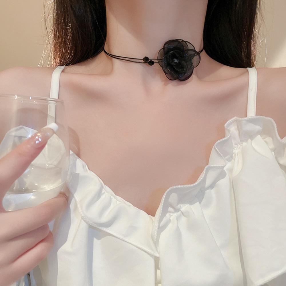 Y2K Double-layer Stereo Dark Style Lace Flower Crystal Choker Necklace for Women Personality Fashion Party Jewelry Accessories