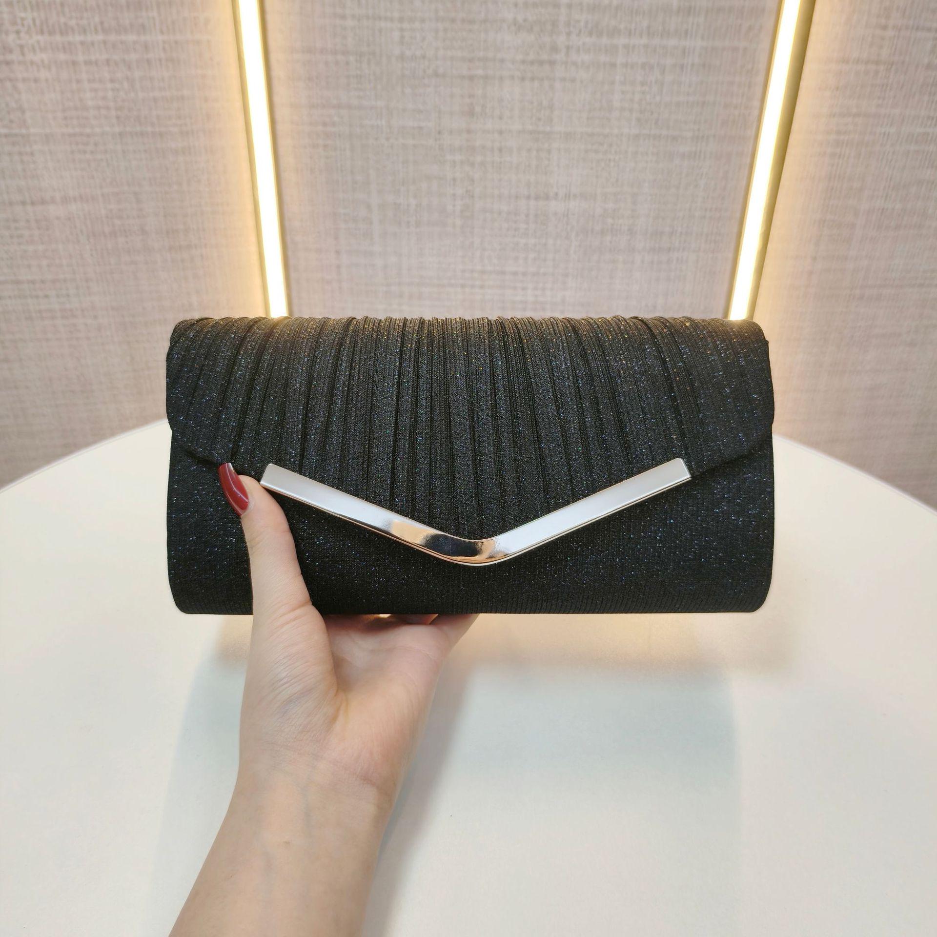 Женский европейский и американский модный клатч: Вечерний клатч-конверт для светских мероприятий, свадеб и банкетов 23x13x6 cm чёрный