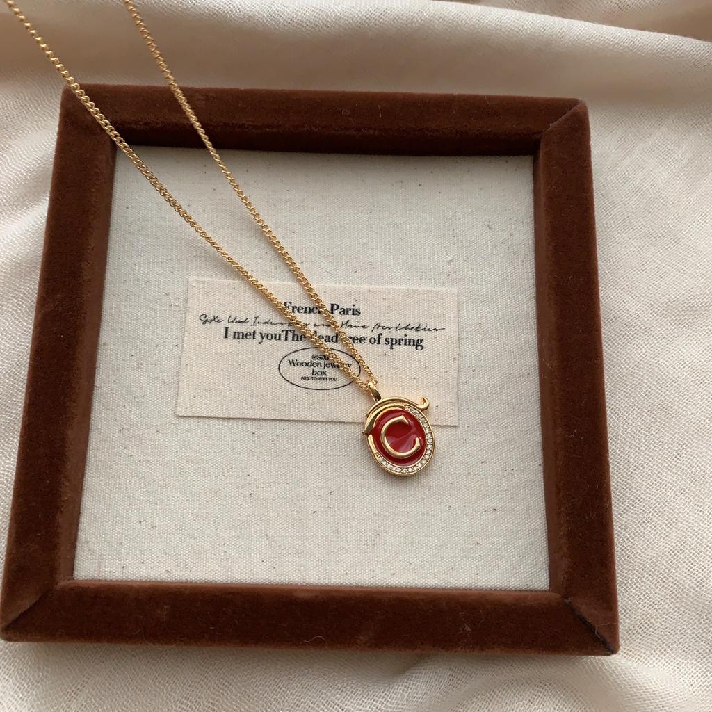 French Retro Light Luxury Necklace Red Drop Glaze Letter C Sweater Chain Elegant Versatile Neck Chain Personalized Design