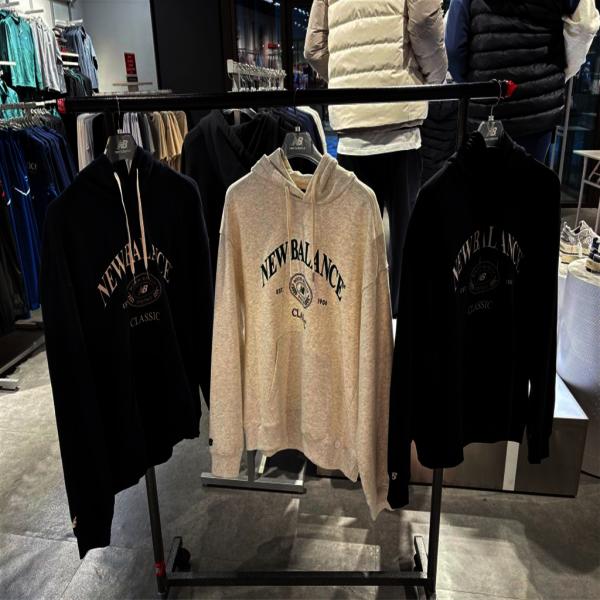 

New Balance Uni Heritage Hoodie Aa Nbn0fco413 1.NBN0FCO413 19/S