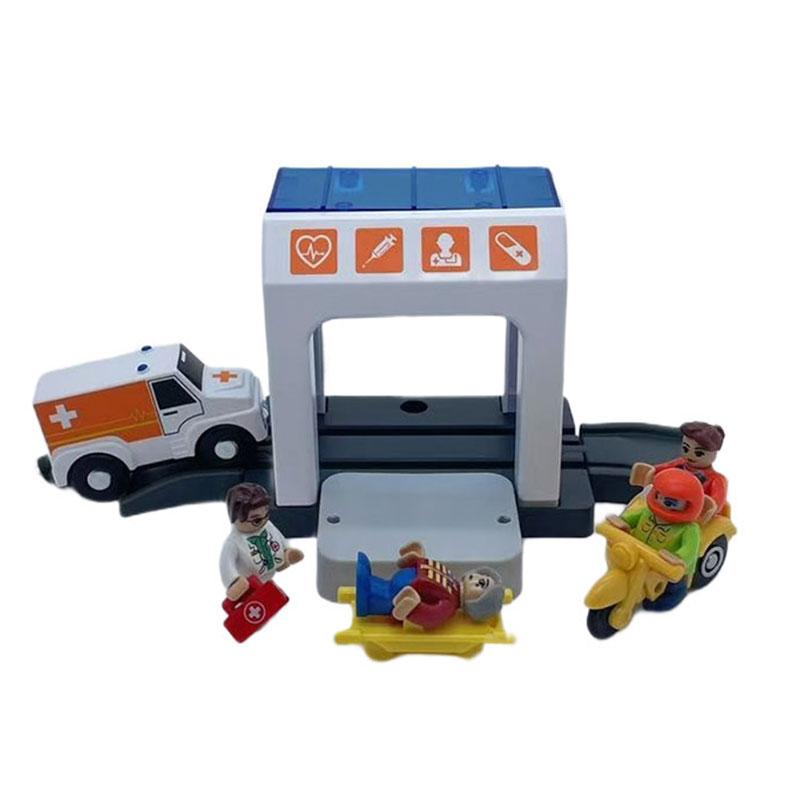 Plastic Hospital First Aid Kit Ambulance Build Set Track Train Fitting With Wooden Track Educational Plaything Birthday Present