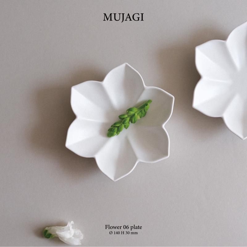Mujagi Minimalist Ceramic Snack Plate