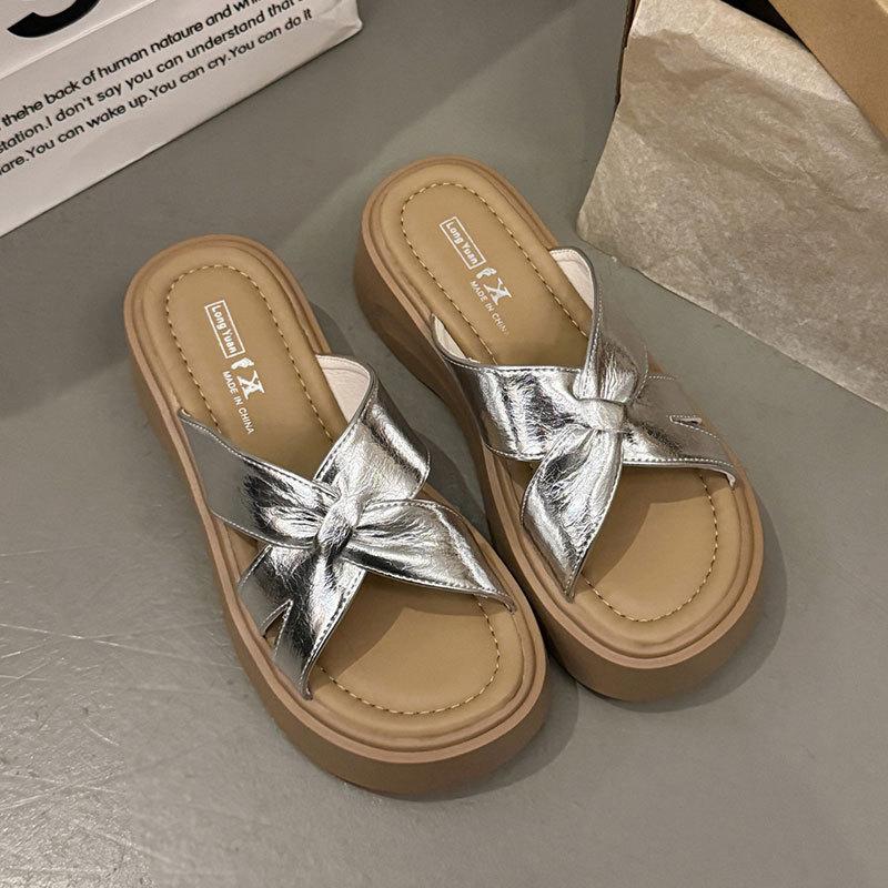 

Internet celebrity cross thick bottom cool slippers women summer wear 2025 new fairy style with skirt casual beach slippers 35