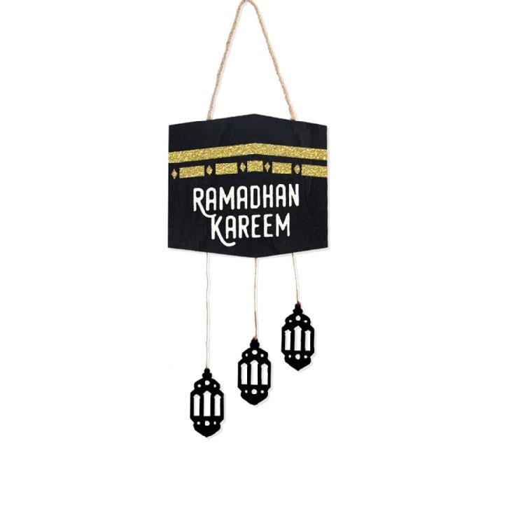 Religious Holiday Decoration Cultural Event Ornament Elegant Wood Moon and Star Hanging Pendant for Home and Mosque Use