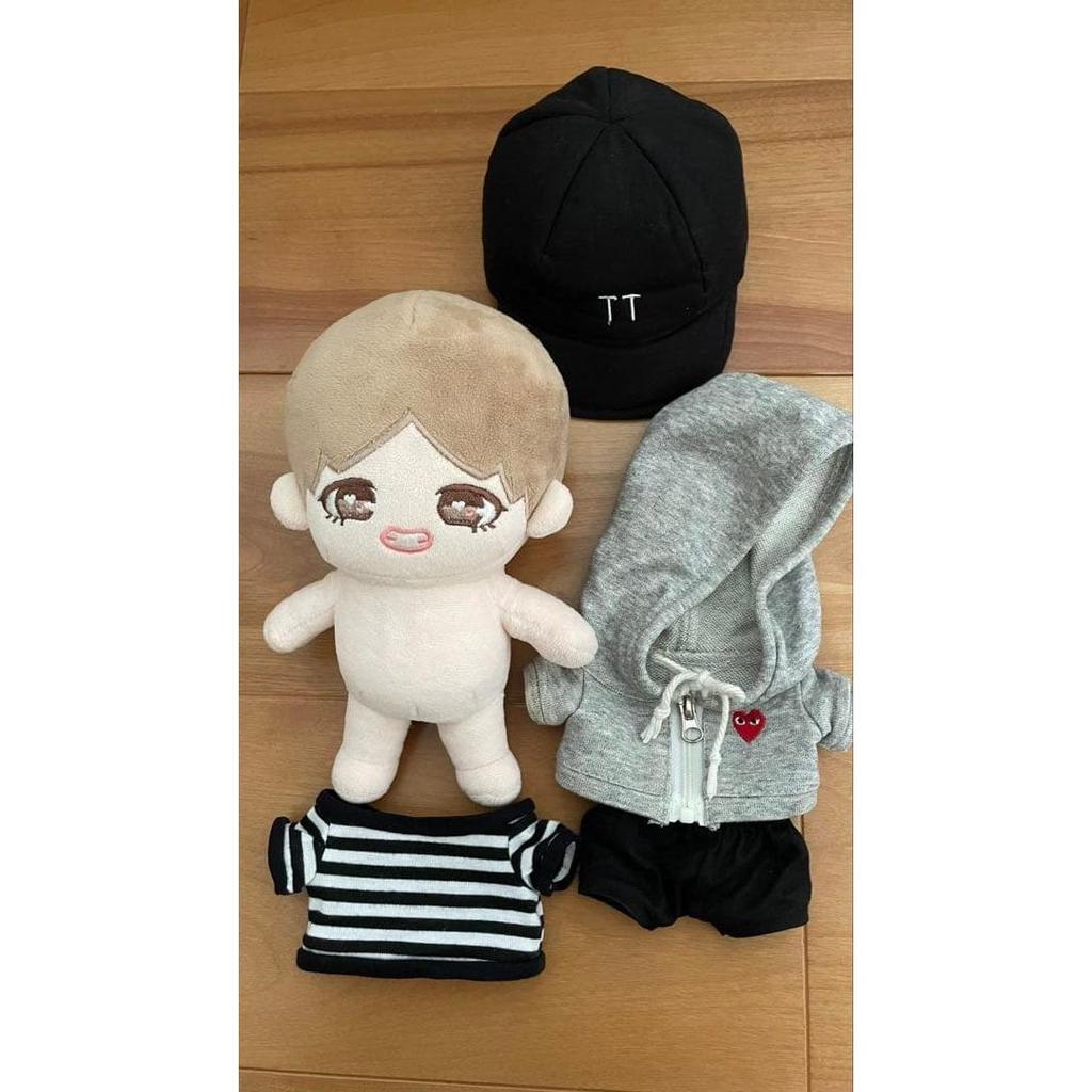 Used BTS TaeTae v Taehyun 20cm Stuffed Doll 20cm Master