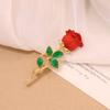 Gold beads small daisy flower brooch green leaf pearl pin niche high sense temperament suit corsage clothing accessories