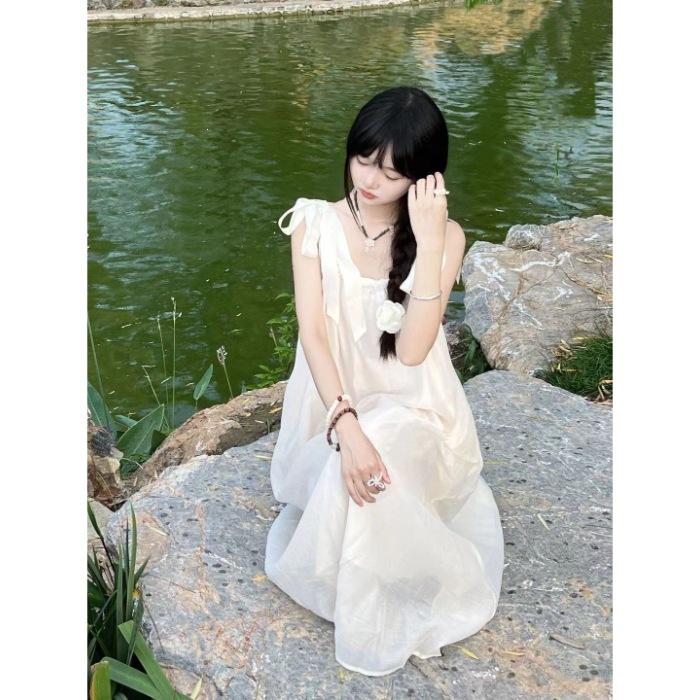 

French pure desire wind straps premium white suspender dress women s summer Mori seaside beach vacation wind skirt S