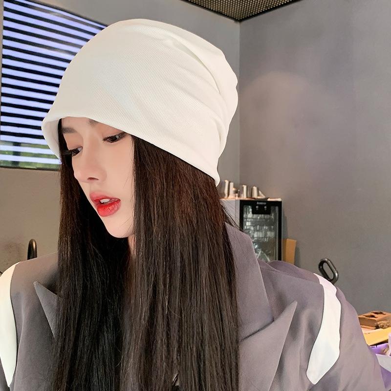 Face-showing Small Solid Color Pile Hat Headscarf Cold Hat Versatile Woolen Hat for Shopping In Autumn and Winter