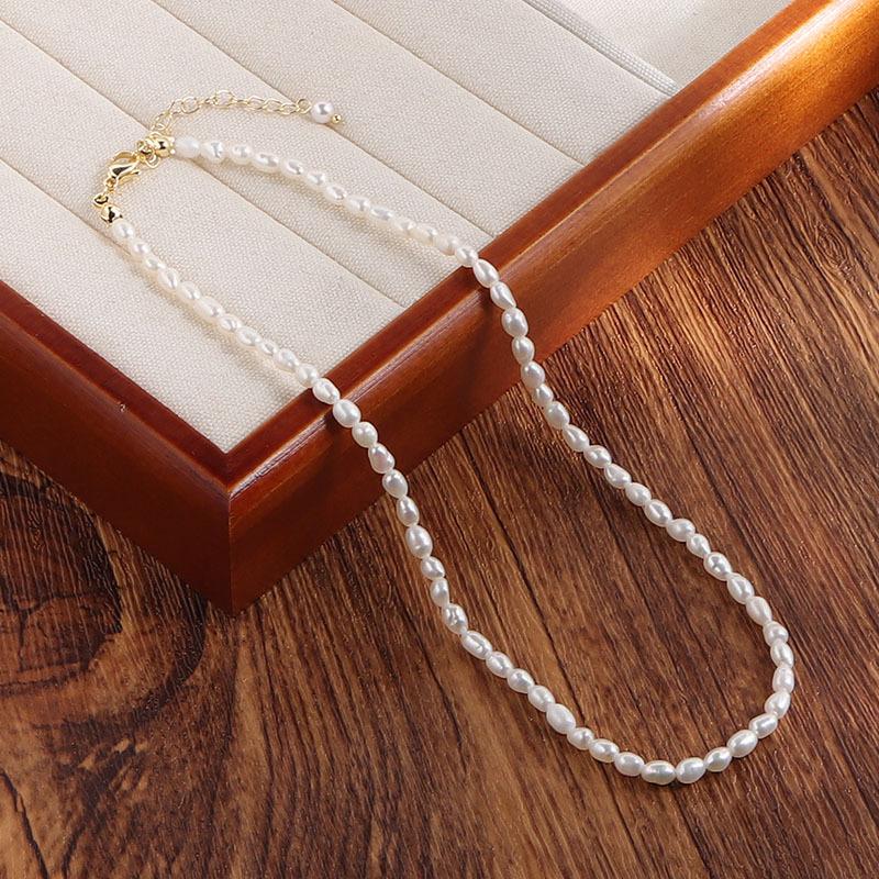 French Retro Natural Freshwater Pearl Necklace Women's Fashion Simple Temperament Neck Chain Sweater Chain Wholesale