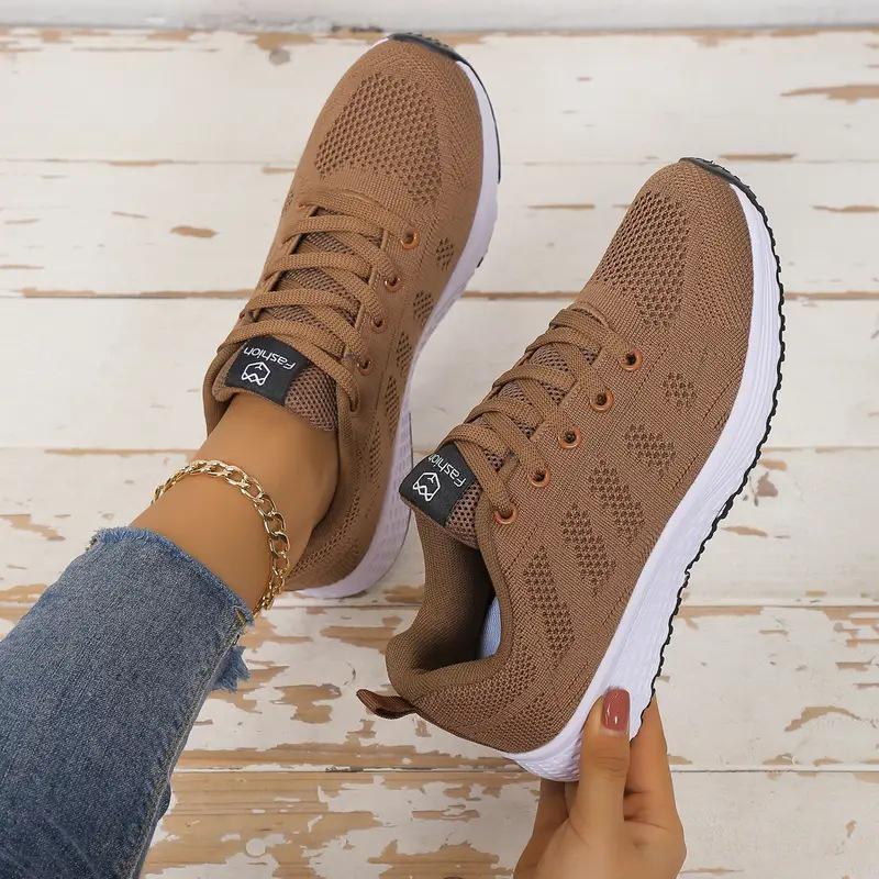 2026 Korean Style Lightweight Breathable Fly Knit Running Shoes for Women and Men