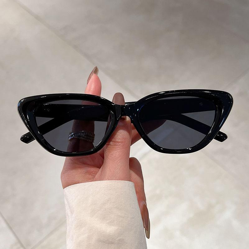 

Fashion Sunglasses Woman Brand Designer Vintage Triangular Cat Eye Glasses Outdoors Sunshade Eyewear Uv400