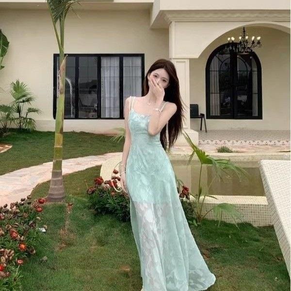 French beautiful waist pinch green suspender mesh dress women's 2026 new summer beautiful and thin long dress women's clothing