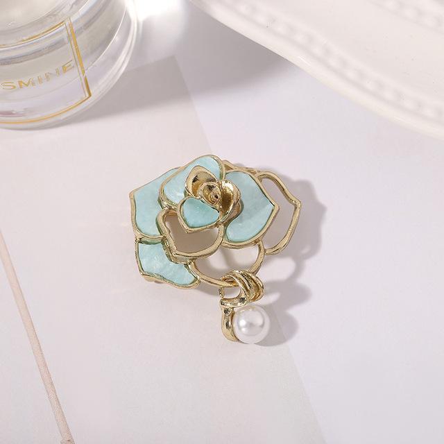 Classic Small Suit Pin Butterfly Ginkgo Rose Peony Flower Creative Temperament Brooch