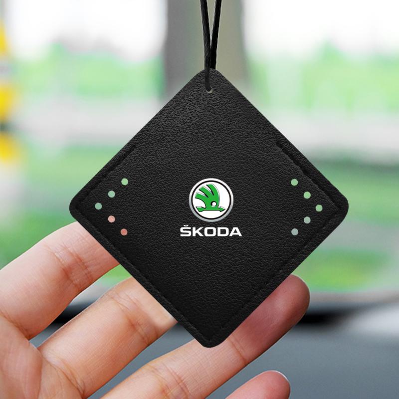 1Pcs Car Interior Pendant Aromatherapy Room Deodorant Sachet Car Accessories For Skoda Octavia Superb Rapid Kodiaq Karoq Fabia Kamiq Roomster Citigo