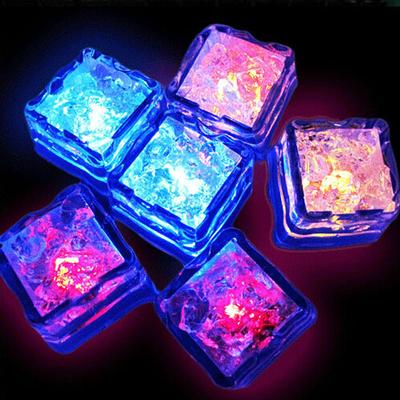 6PCS Colorful Bathtub Light Up Toy Waterproof Glowing Cube Kids Bath Toy Luminous LED Ice Cube Party Supplies Birthday Xmas Gift