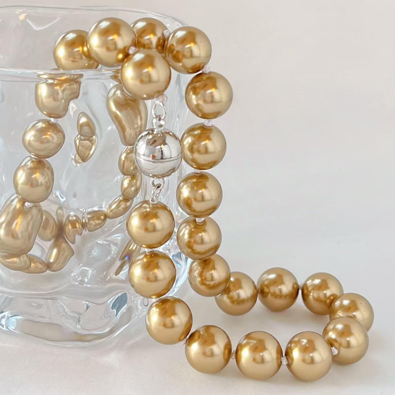 

12Mm High Quality Maillard Wind Artificial Crystal Pearl Necklace Clavicle Chain